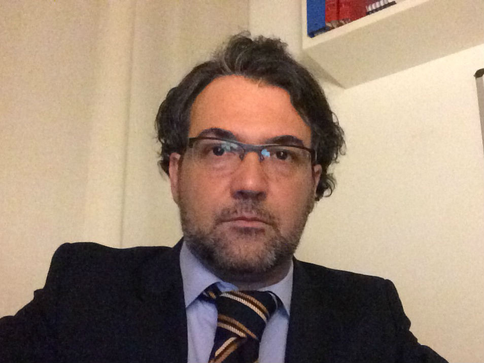 Dr. <b>Dario Somenzi</b> - Chirurgo Generale a Cremona - somenzi_dario